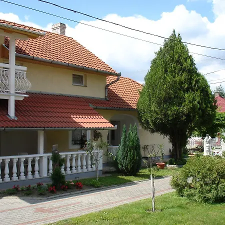 Apartmanhaz Mediterran *